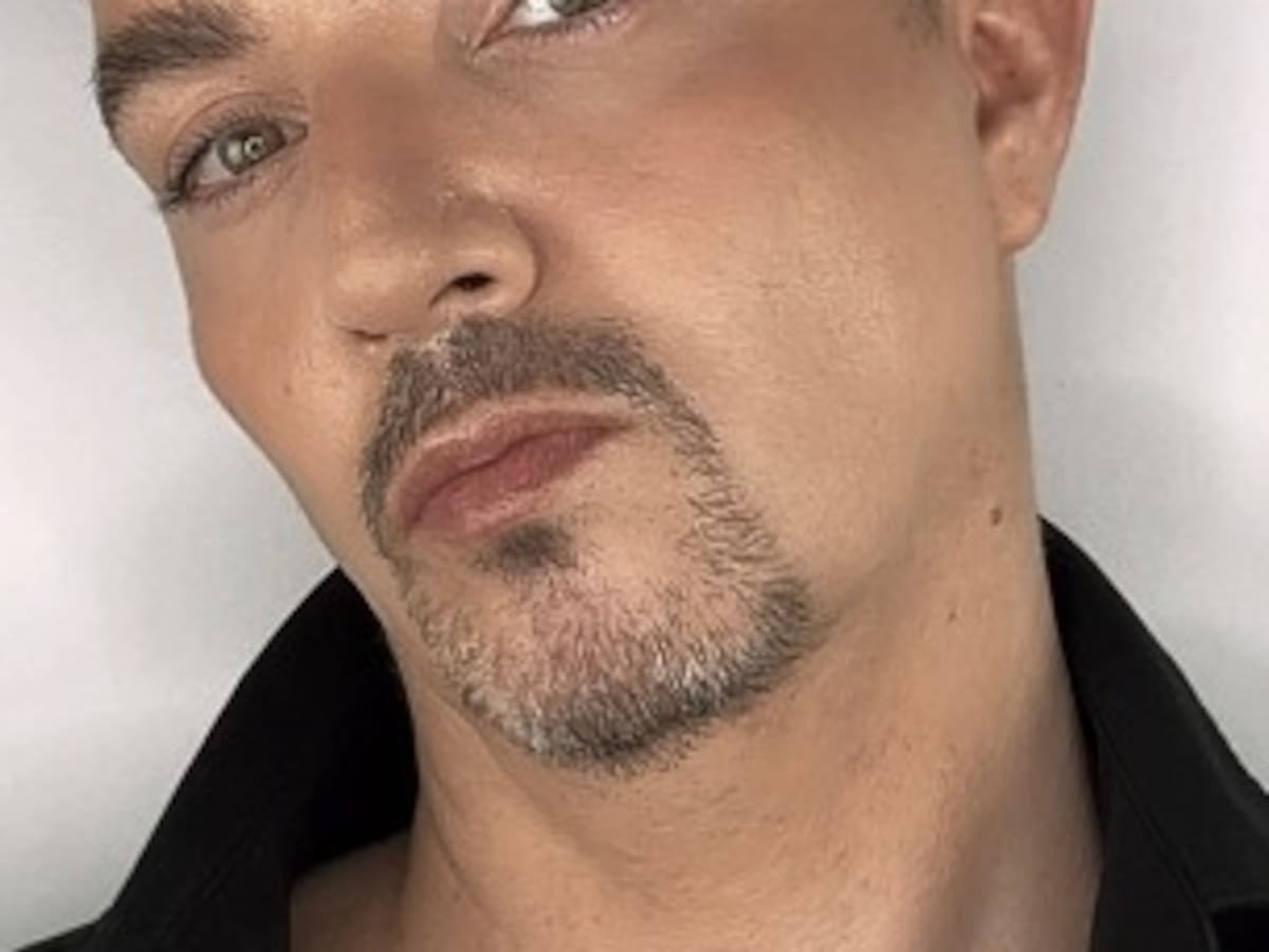 El aguileño Bart Reverte, nominado a los 'Premios Brilla' como mejor creador Beauty de la Región de Murcia