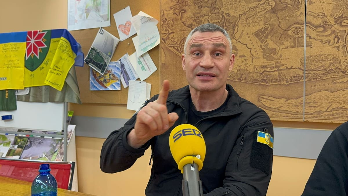 Vitali Klichkó, alcalde de Kiev: "Las bombas de Putin han dejado a 6.000 edificios de viviendas sin calefacción"