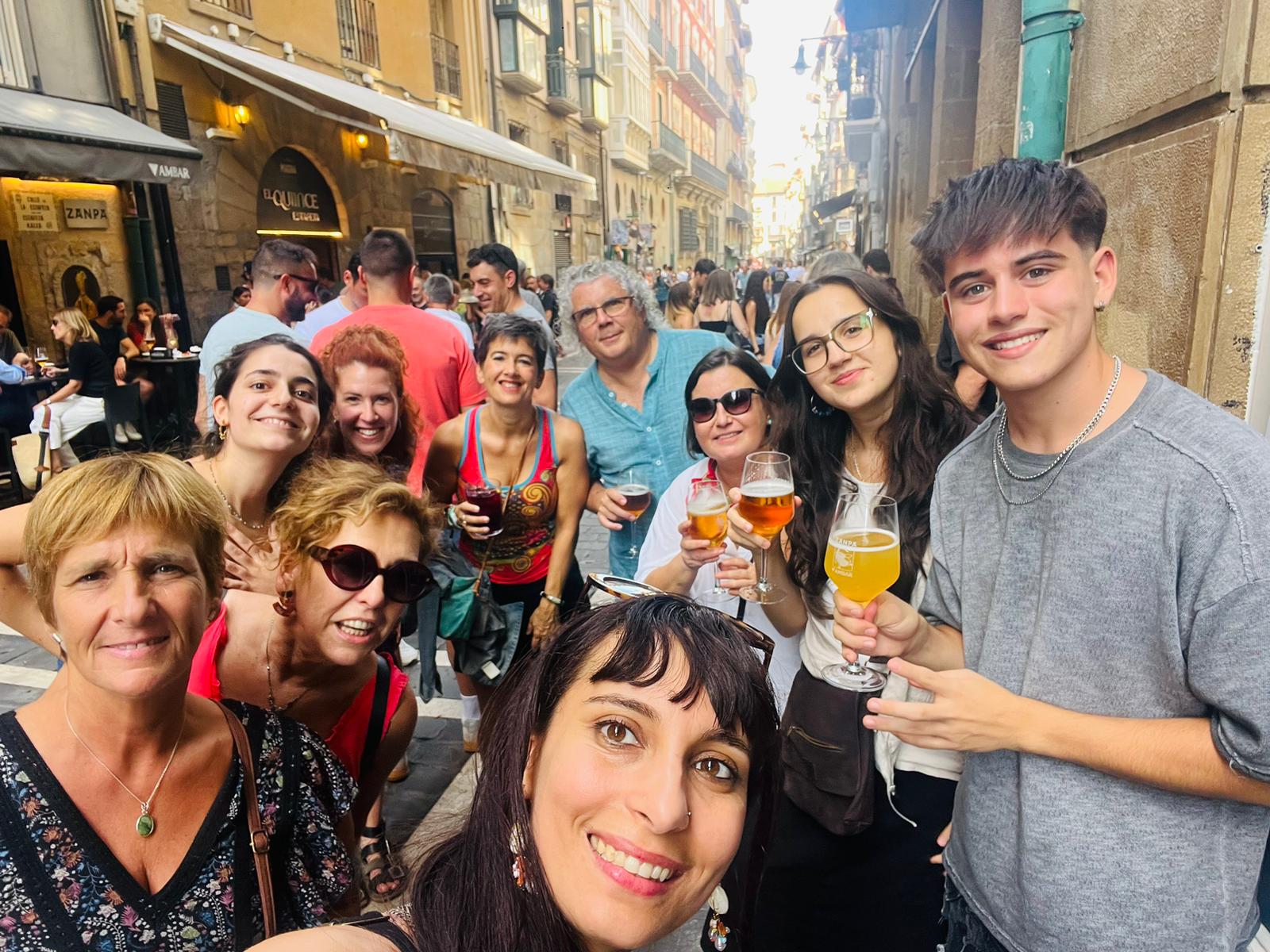 Reunión de voluntarios y, sobre todo, voluntarias de Zaporeak