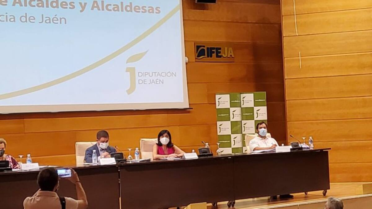 El PP propondrá en el Consejo de Alcaldes pedir al Gobierno "un informe completo" sobre el Plan Colce