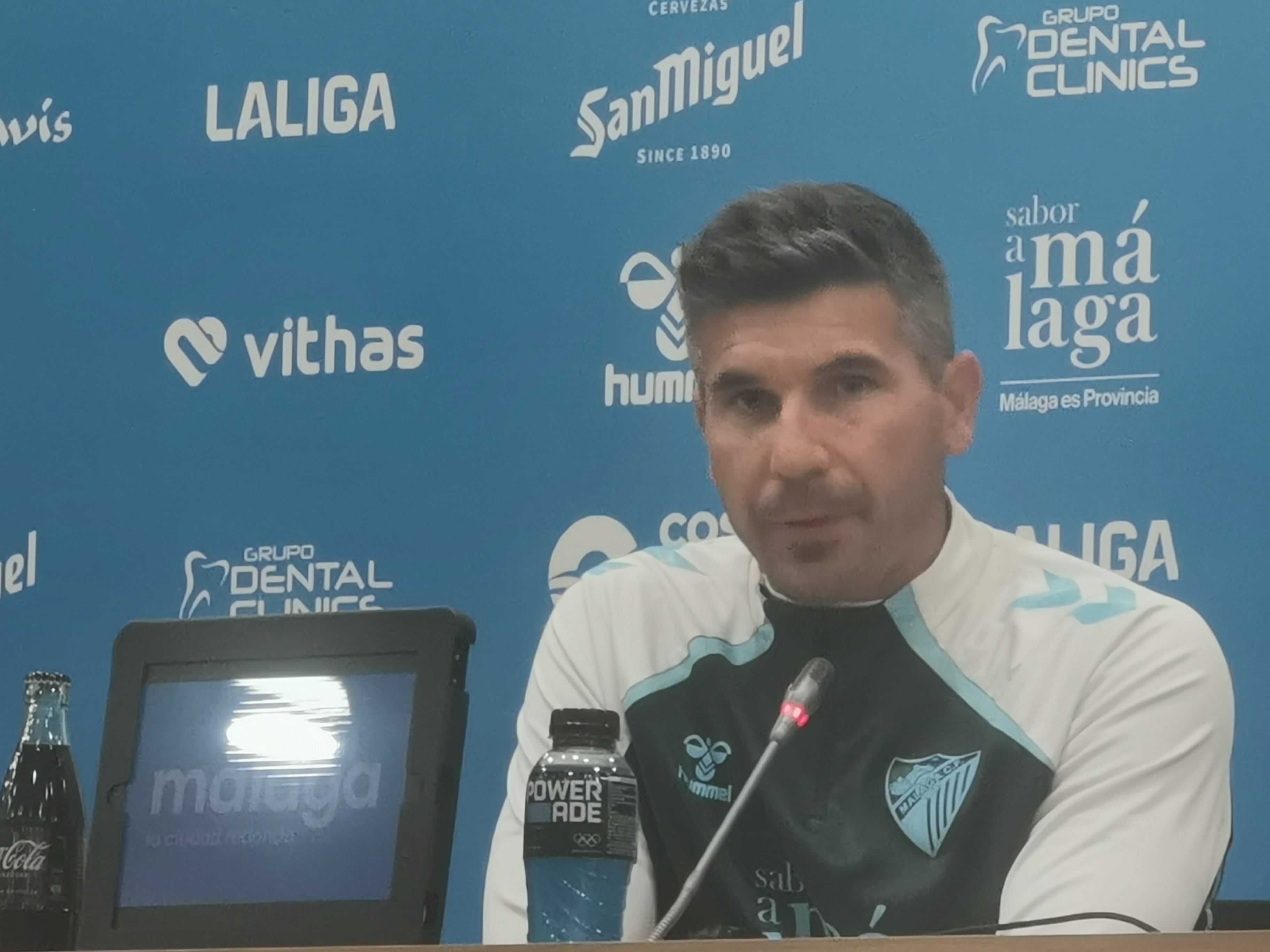 Funes, en la sala de prensa de La Rosaleda
