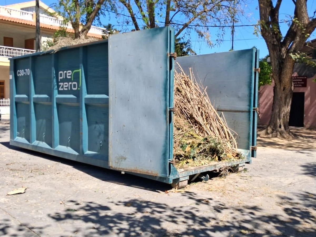 El Ayuntamiento de Murcia recoge más de 249 toneladas de poda agrícola de más de 800 usuarios de la huerta en 2025