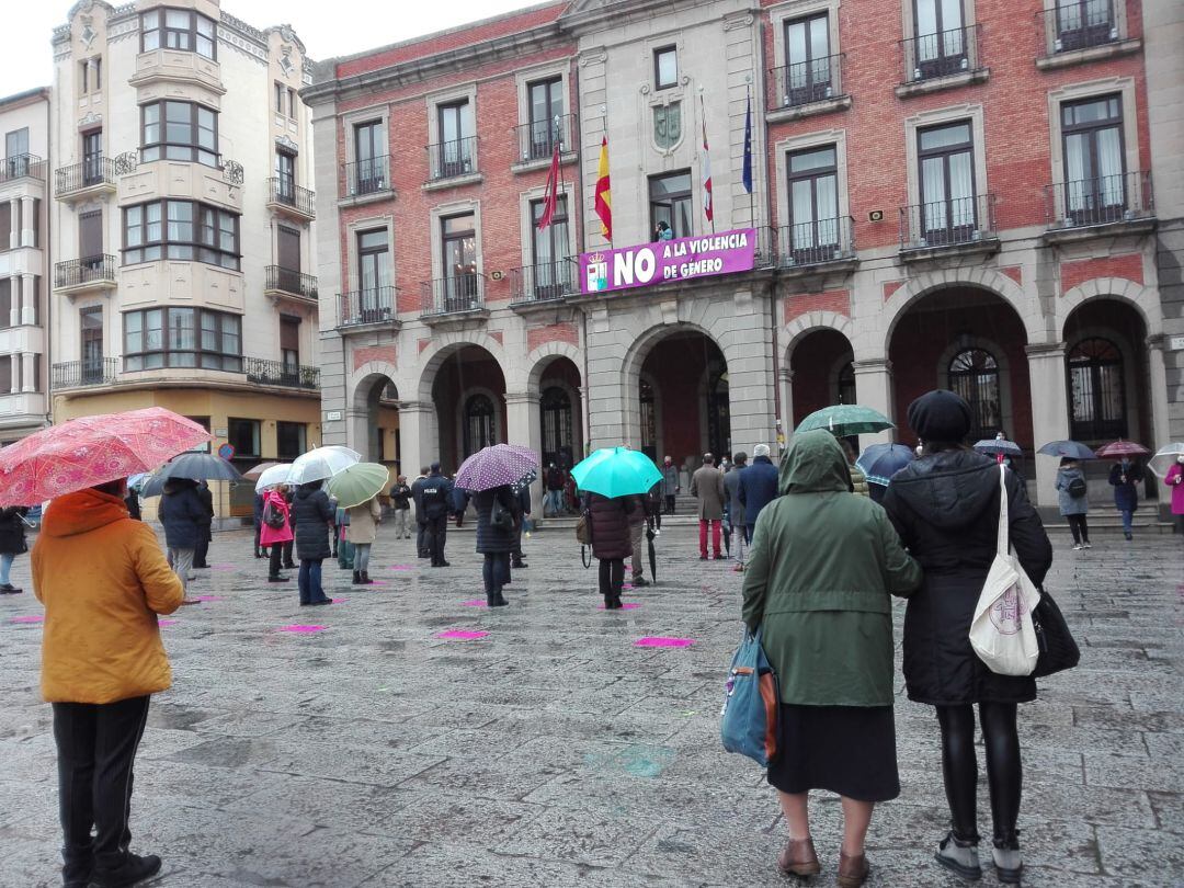 Acto contra la violencia de género en la Plaza Mayor de Zamora