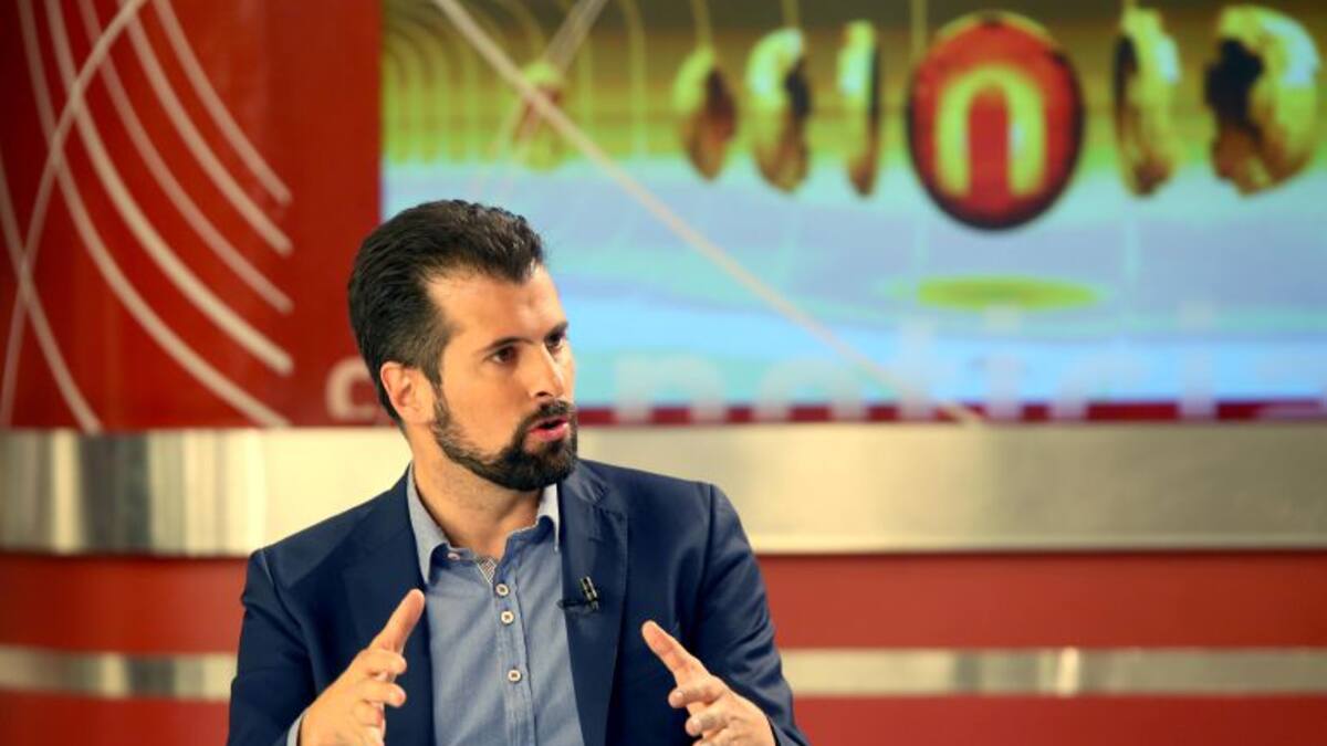 Tudanca: “El PSOE vive una de sus páginas más negras”