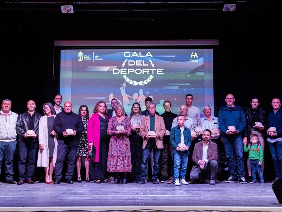 Una veintena de premiados en una emotiva Gala del Deporte en Huércal de Almería
