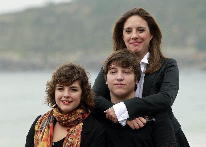 Los actores María Renée Prudencio, Lucio Giménez Cacho y Danae Reynaud Romero, protagonistas de la cinta "Club Sándwich"