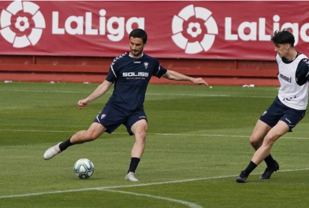Kecojevic, durante un entrenamiento con el Albacete