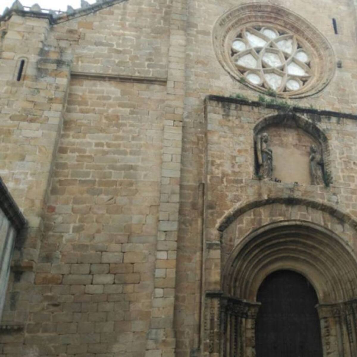 Las catedrales ya lucen nueva iluminación