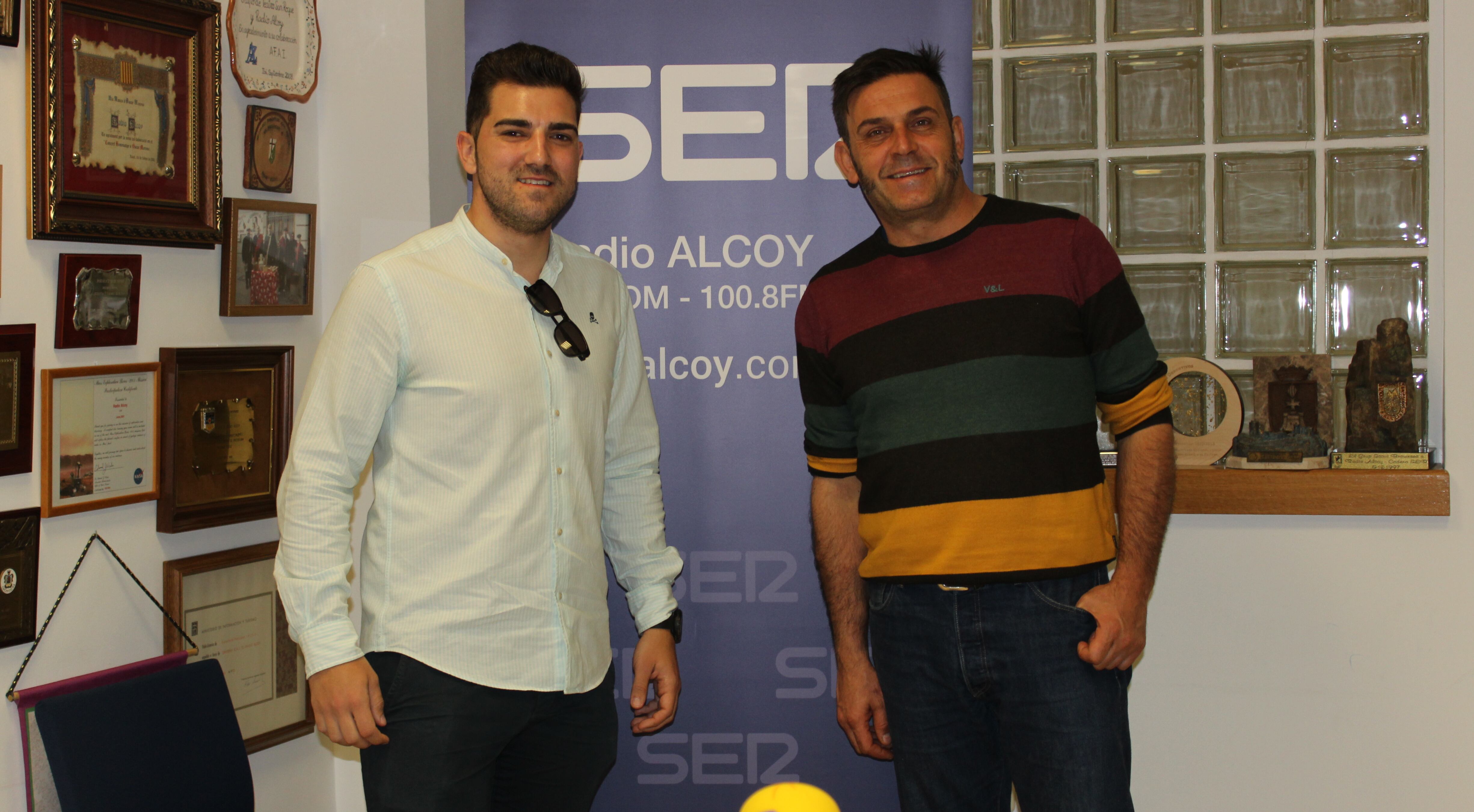 Rafa Soler, de la Filà Labradores, y Miguel Ángel Mota, de la Filà Andaluces, han protagonizado el Contrabando de 2022.