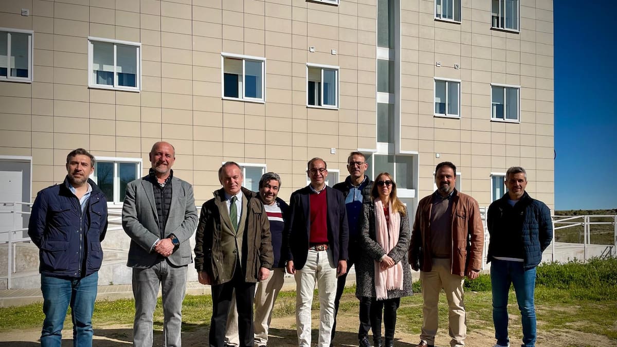 La Junta licita por 225.000 euros el proyecto del aeródromo de Cáceres tras dos décadas de espera