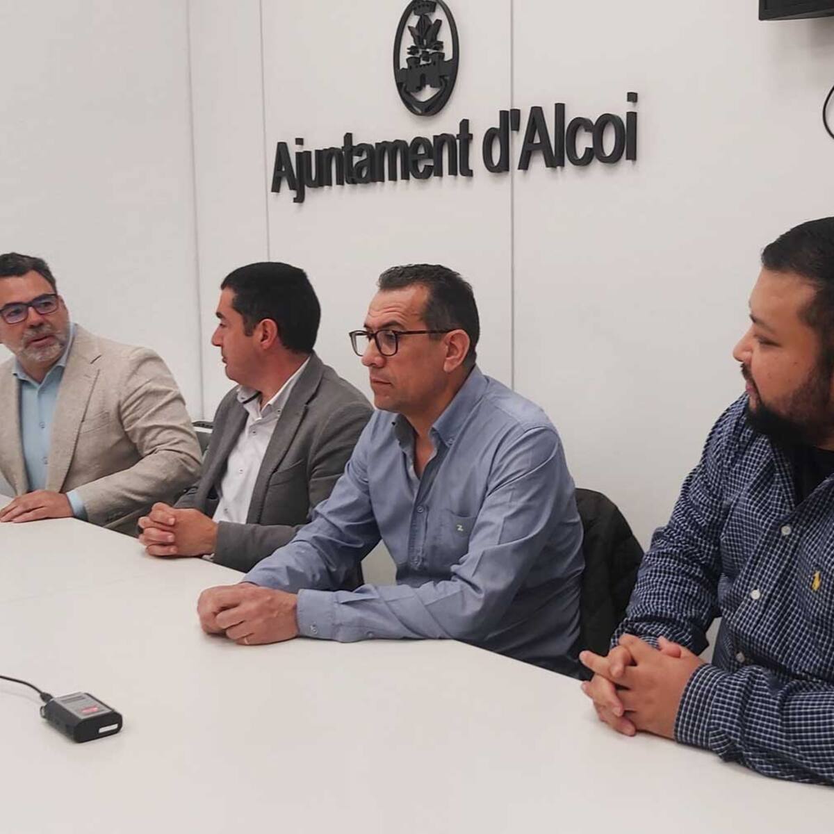 La Inteligencia Artificial llega a las Fiestas de San Jorge con el Xatbot Fester