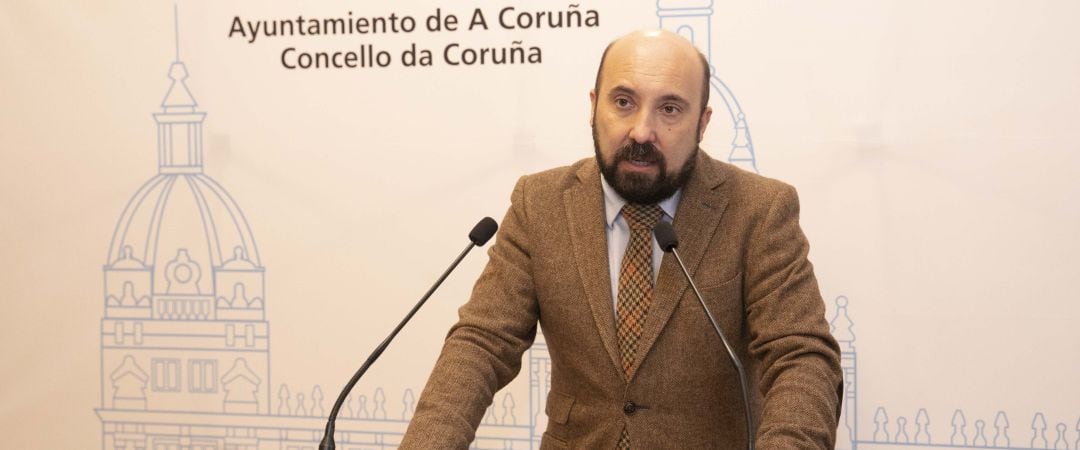 José Manuel Lage Tuñas en rueda de prensa