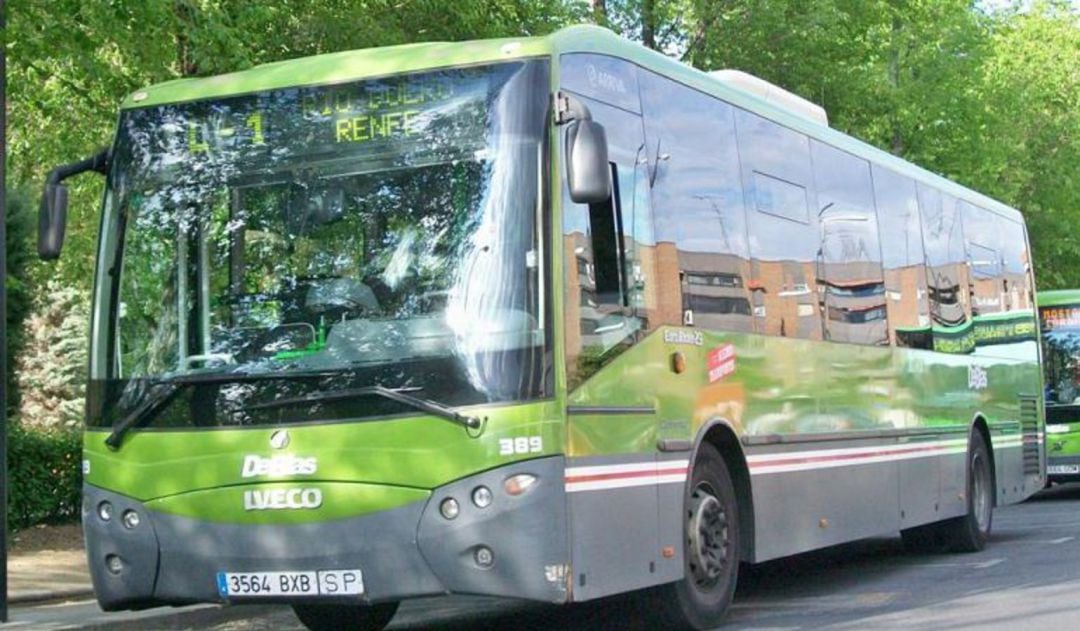 Autobús de la flota del grupo DeBlas grupo Arriva