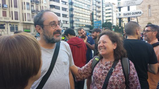 El líder del partido independentista catalán Candidatura de Unidad Popular (CUP), Antonio Baños, también ha viajado desde Cataluña para unirse a la manifestación