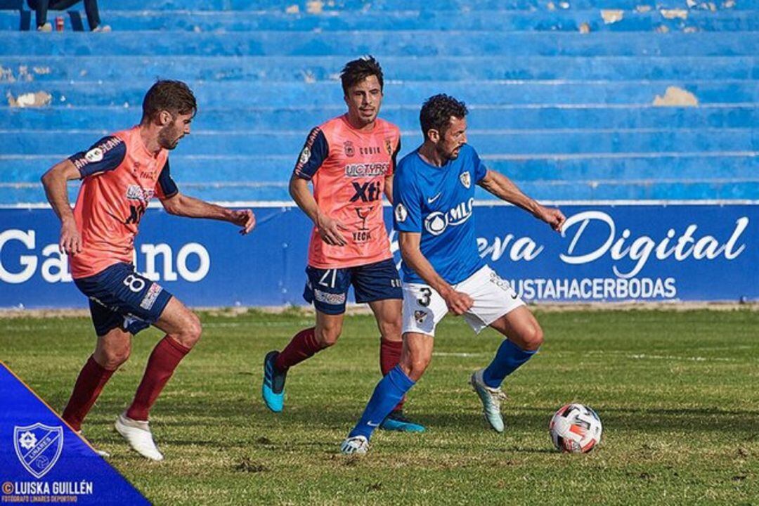 Villarejo ante el Yeclano.