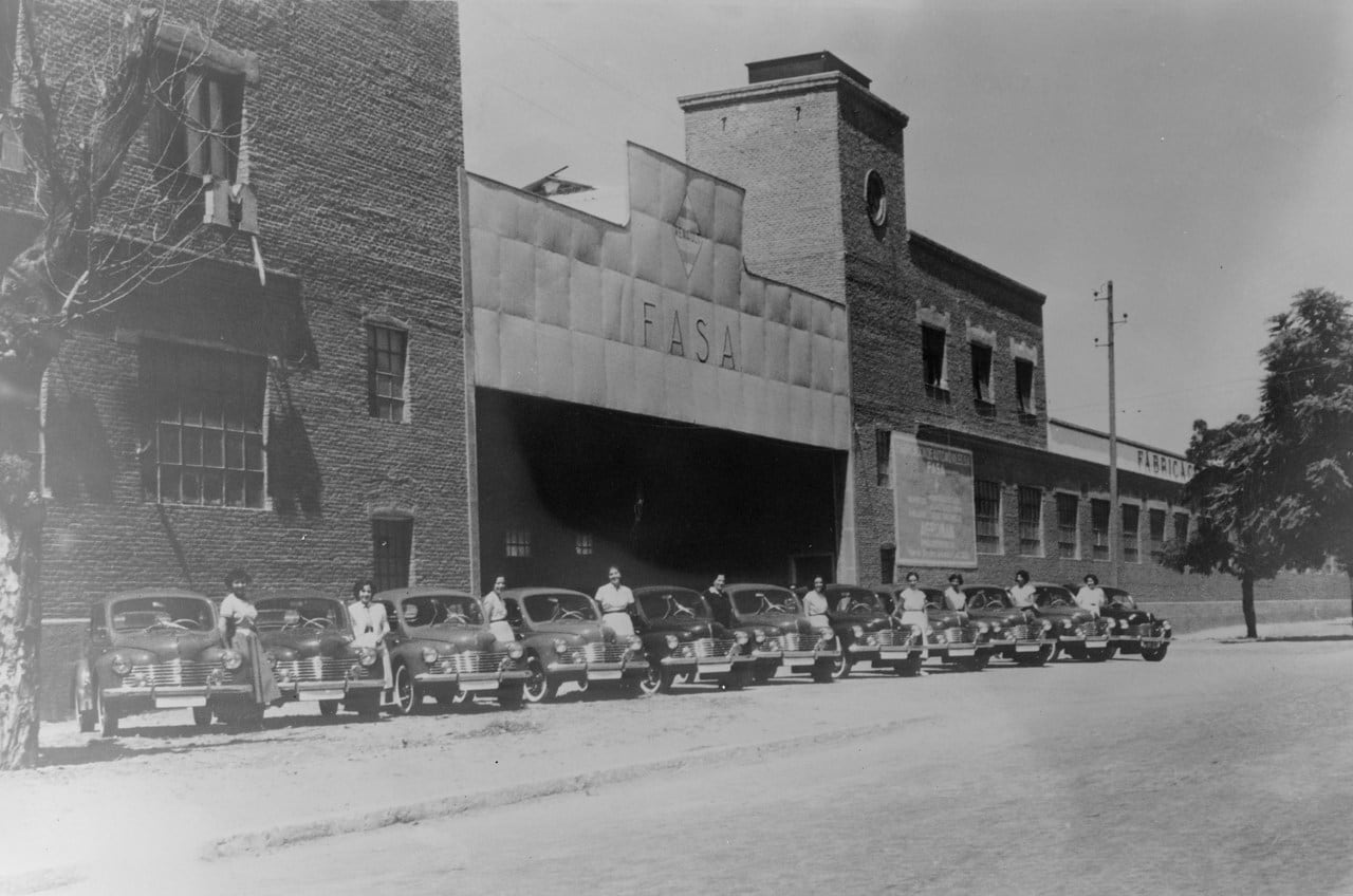 Renault Group celebra 75 años de presencia y raíces industriales y comerciales en España