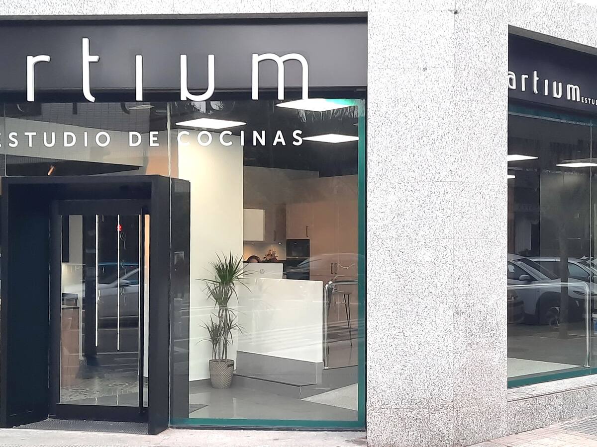 Espacios personalizados y especiales con Artium Estudio de Cocinas