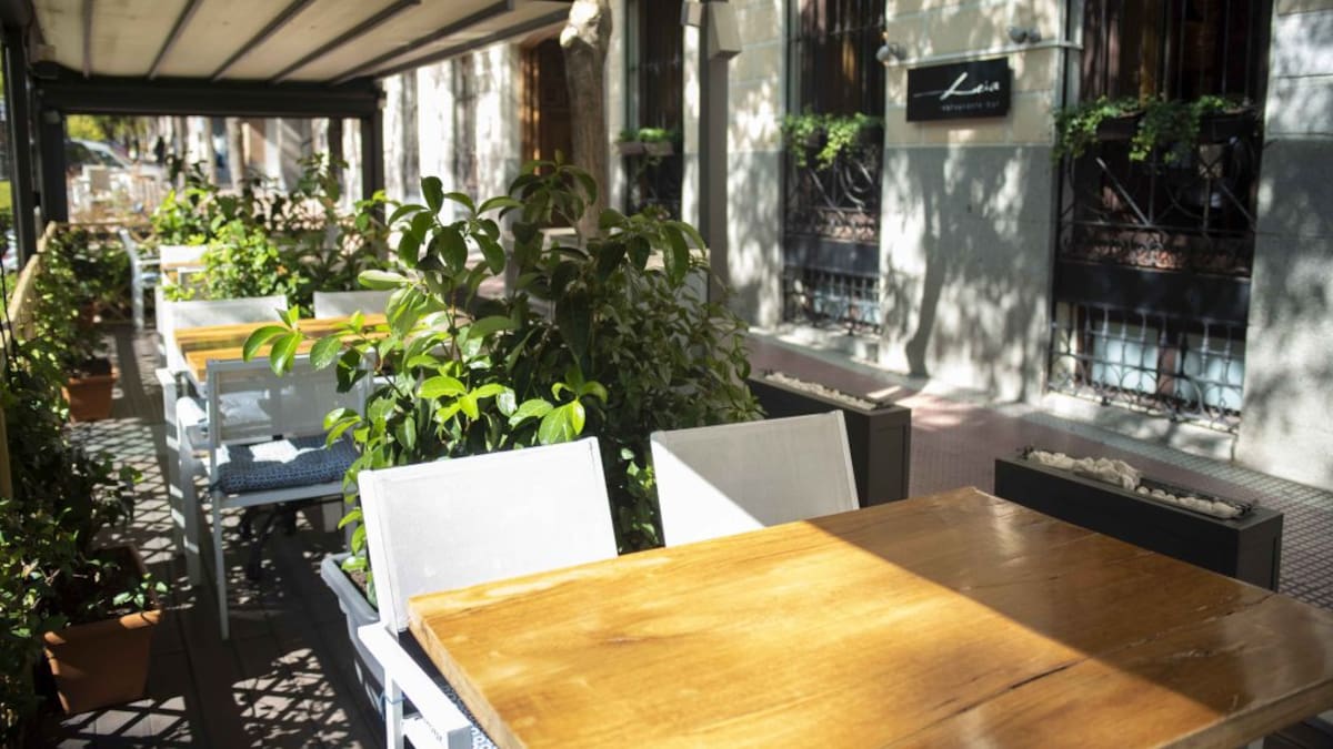 Durante la pandemia, mejor en restaurantes con terraza: aquí comen los expertos gastronómicos de Madrid