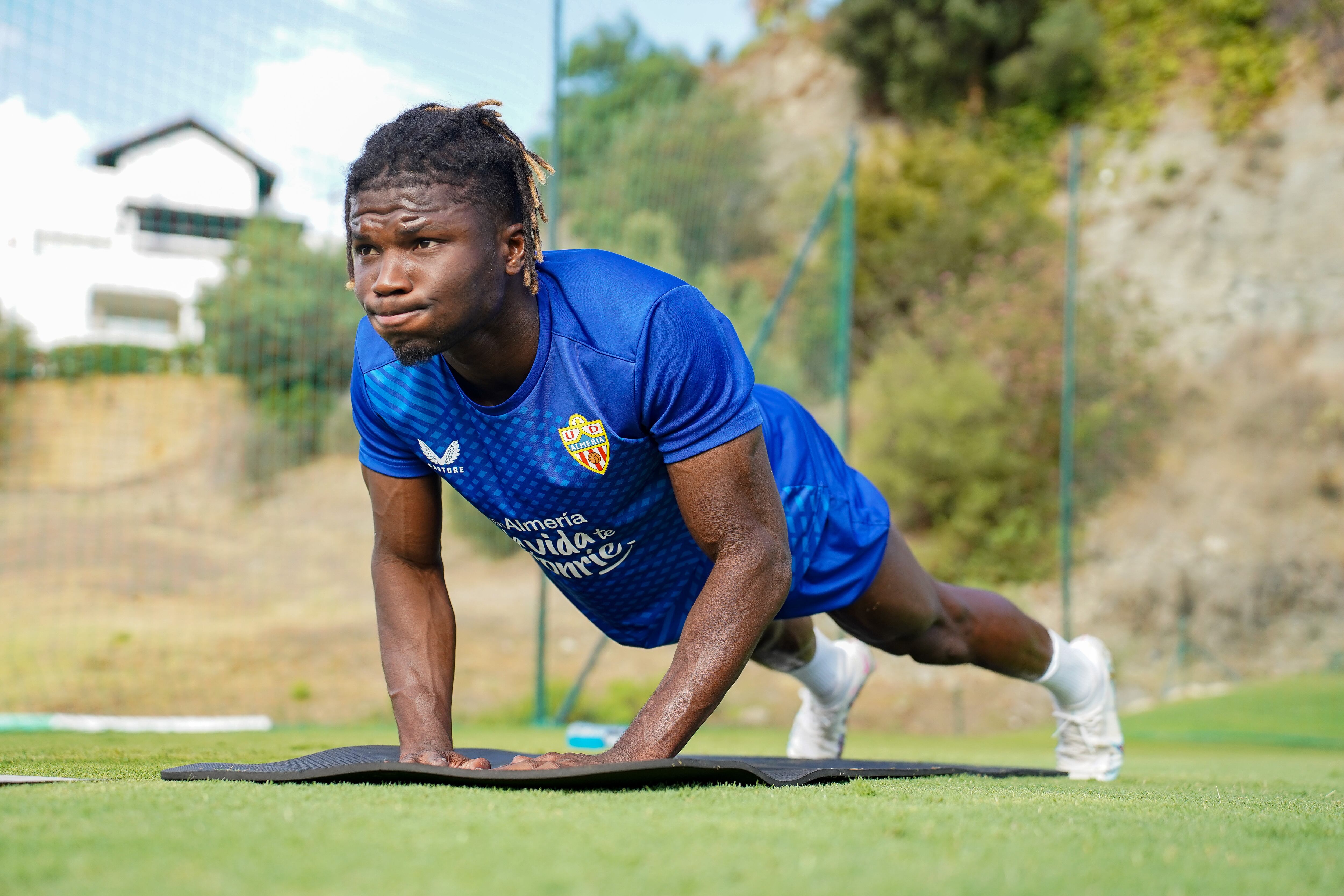 El Bilal Touré ha estado trabajando a las órdenes de Vicente Moreno en Marbella.