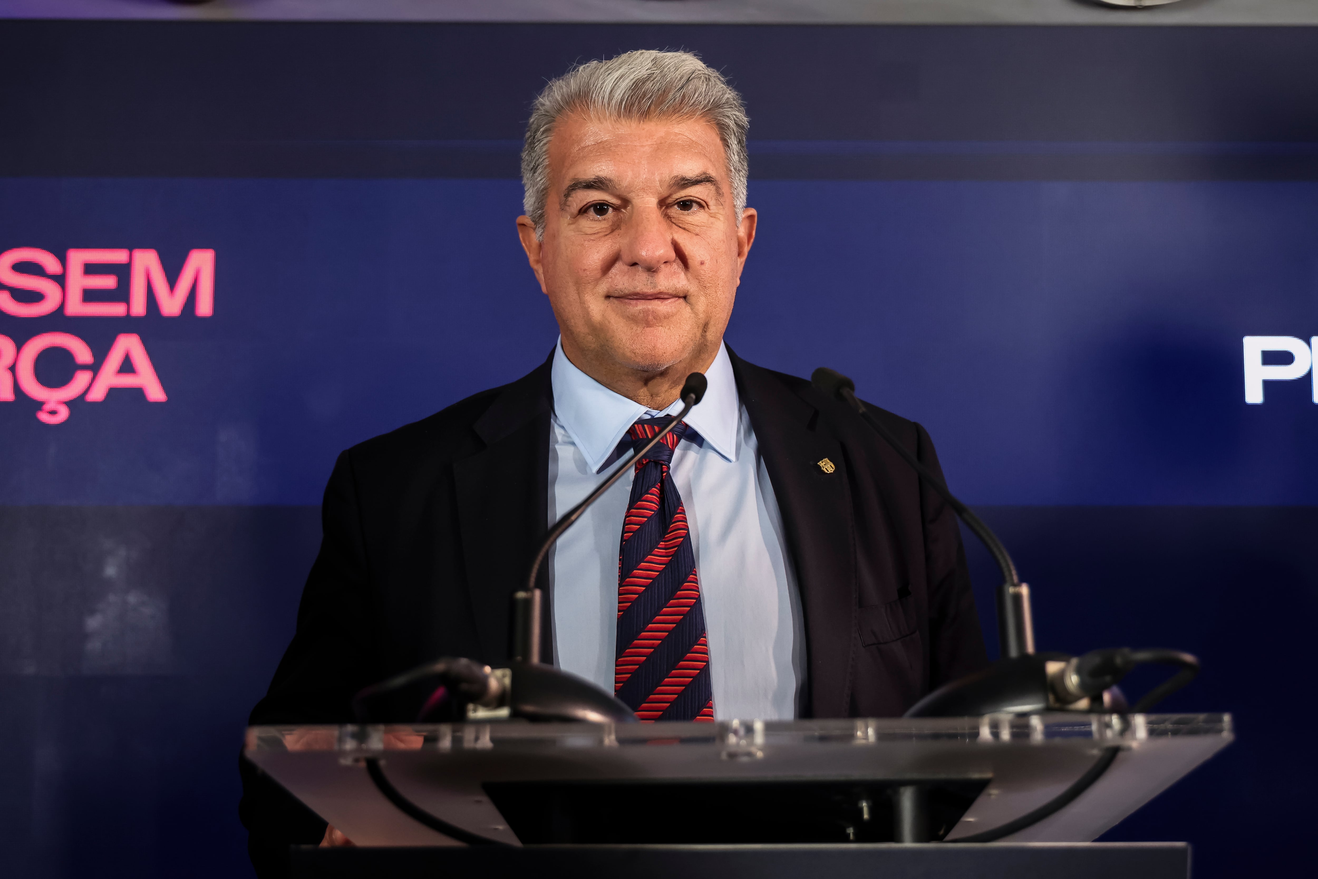 Joan Laporta presentando su candidatura para el Barça