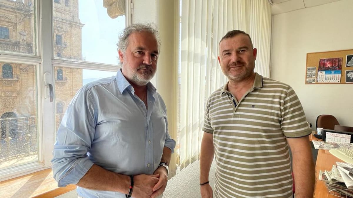 El PSOE pone en valor su trabajo para posibilitar el contrato de mejora y eficiencia energética para el edificio del Ayuntamiento, colegios e instalaciones deportivas de la capital, y ahorrar más de medio millón de euros