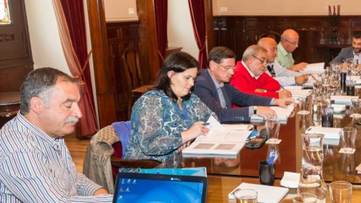 A Coruña y comarca se comprometen a crear el área metropolitana en 2017