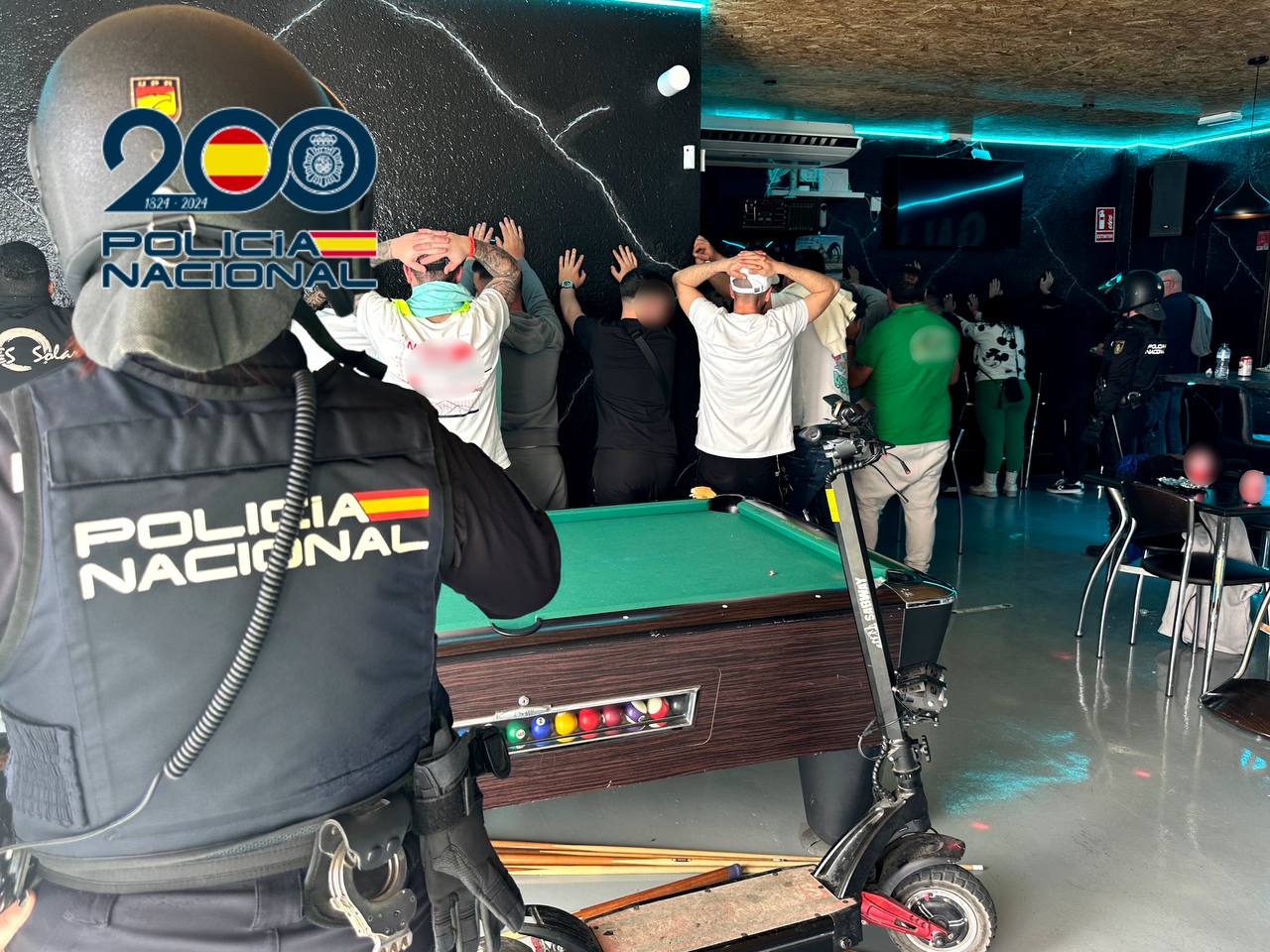 Detención de 19 personas por peleas clandestinas de gallos en Aspe (Alicante)