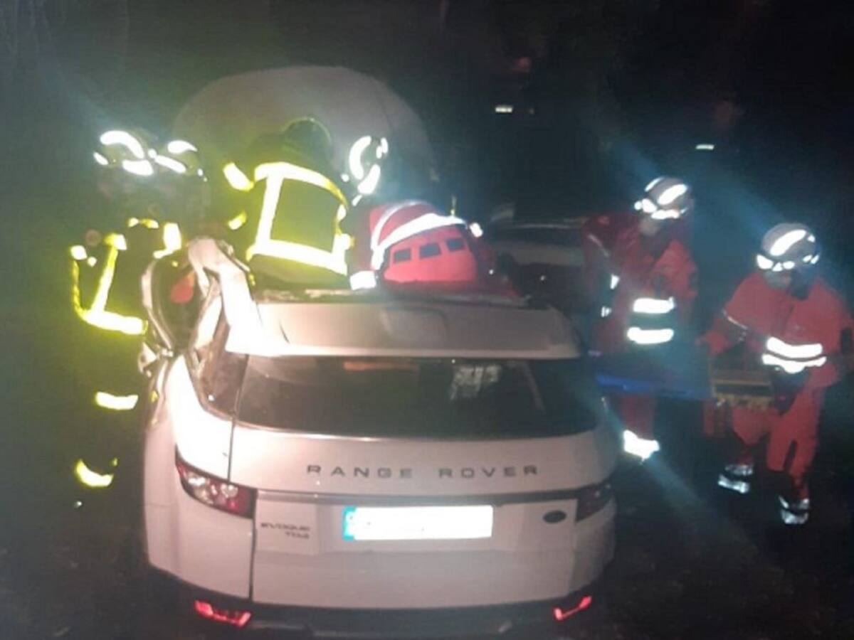 Un herido en una persecución policial al salirse de la carretera con su vehículo en Los Barrios