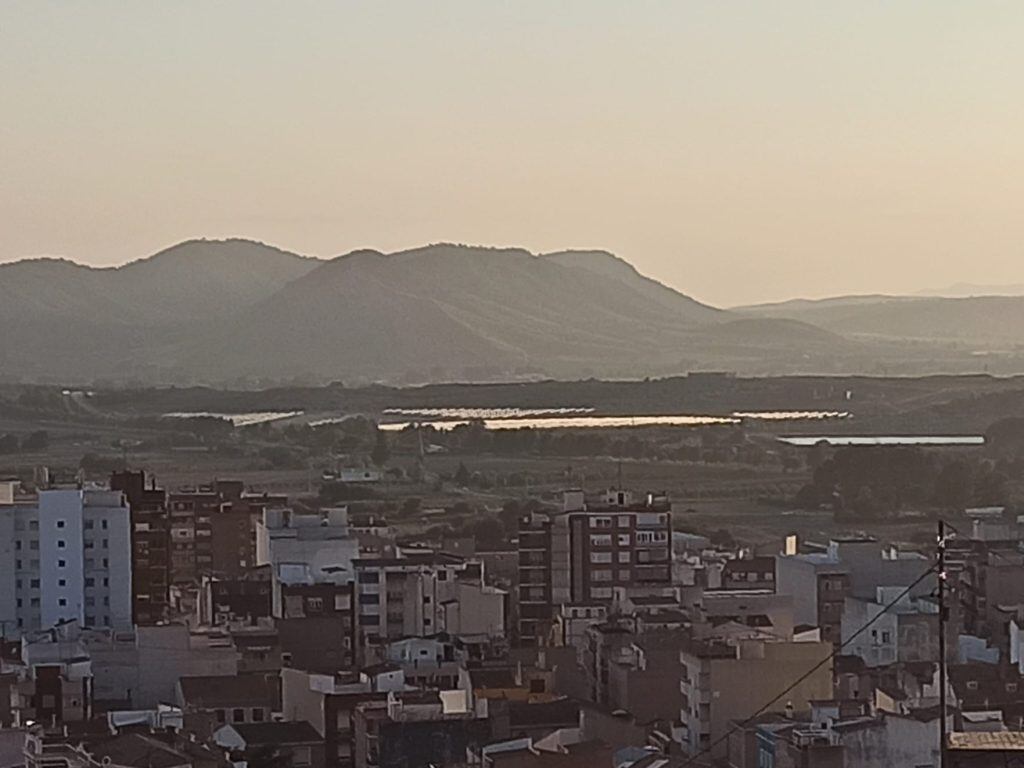 Panorámica de Villena con San Bartolomé al fondo
