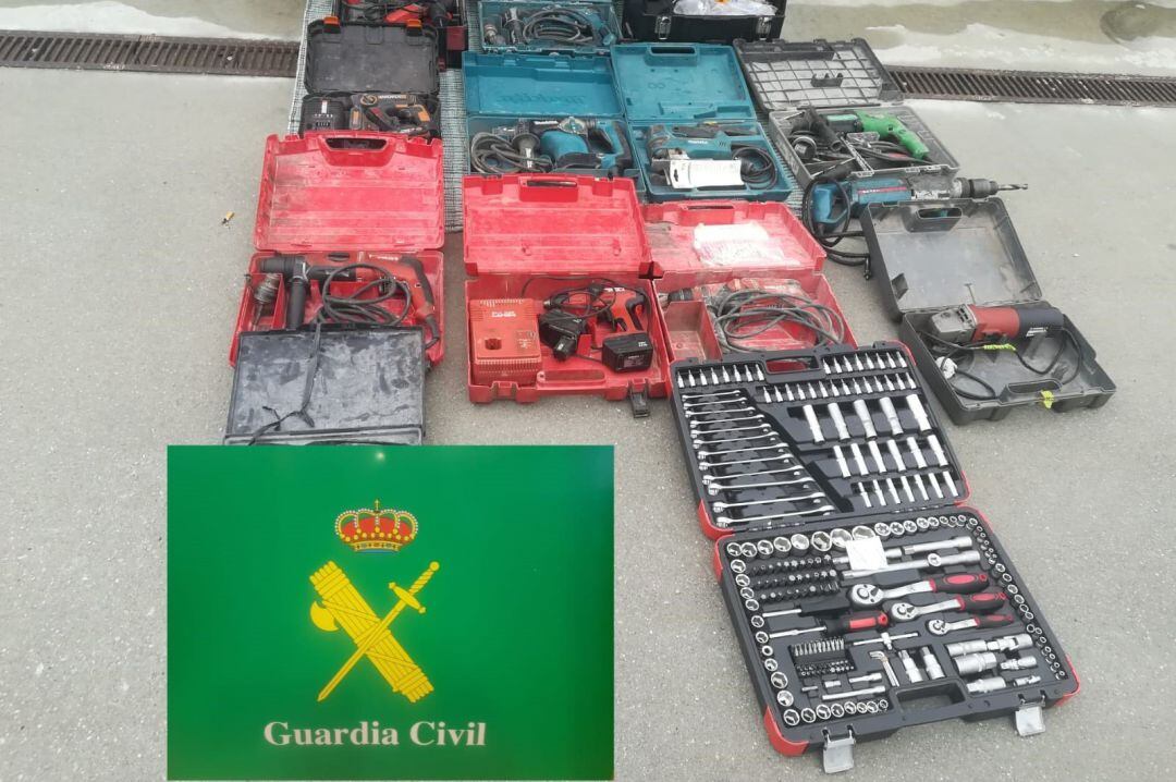 Imagen del material incautado cedida por la Guardia Civil