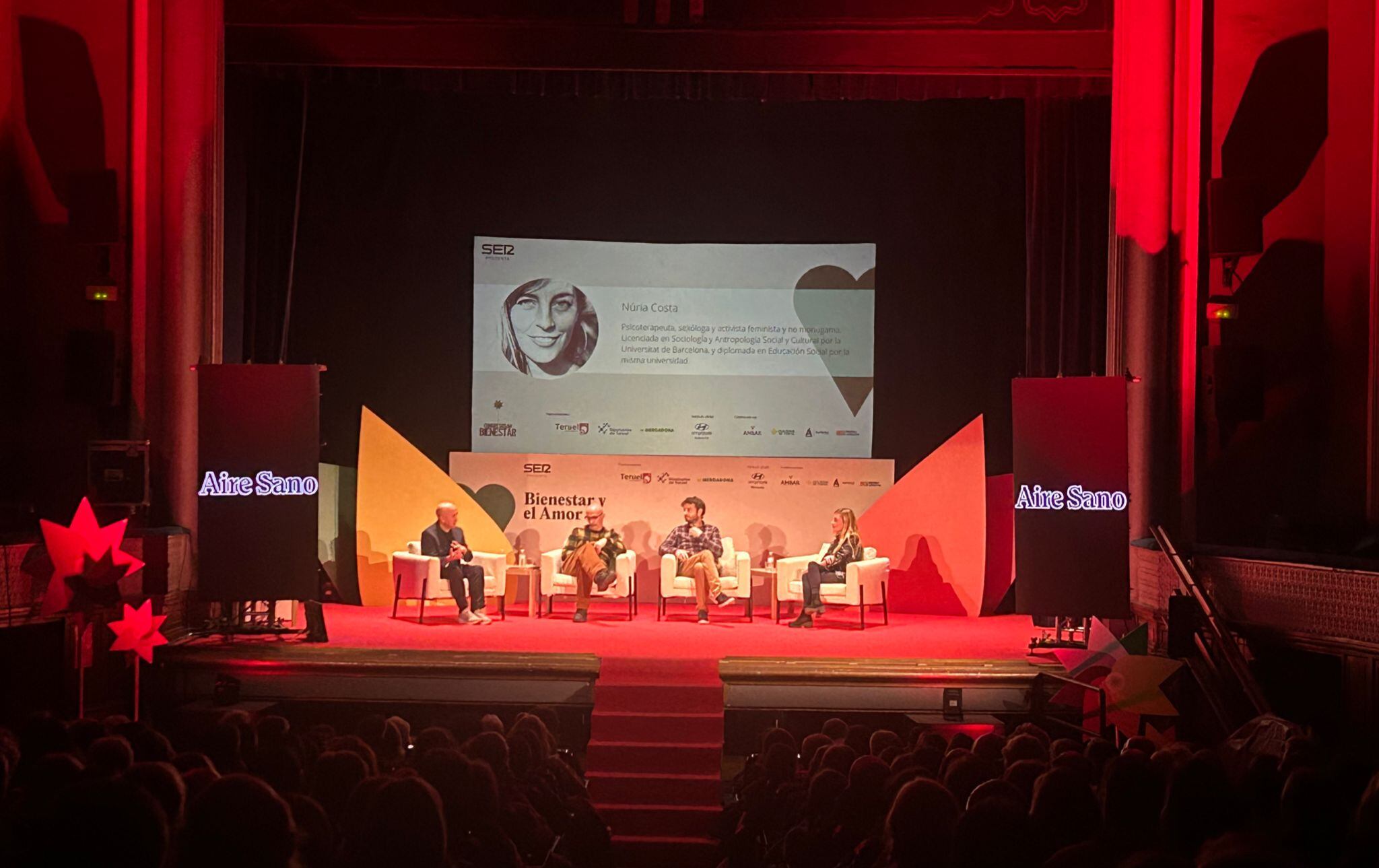 Casados cansados y aburridos, la segunda mesa del Congreso del Amor