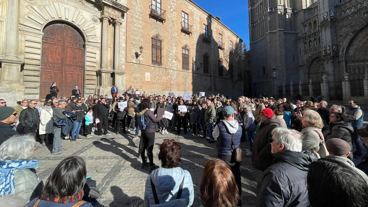 "El Valle no se vende, el Valle se defiende": vecinos de Toledo se movilizan contra el proyecto del 'Montmartre Natural'