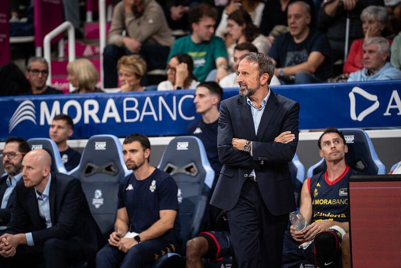 El tècnic, Joan Plaza, assumeix la debilitat col·lectiva de l'equip