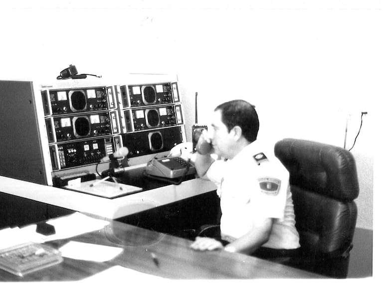 Emisora policial en los años 80