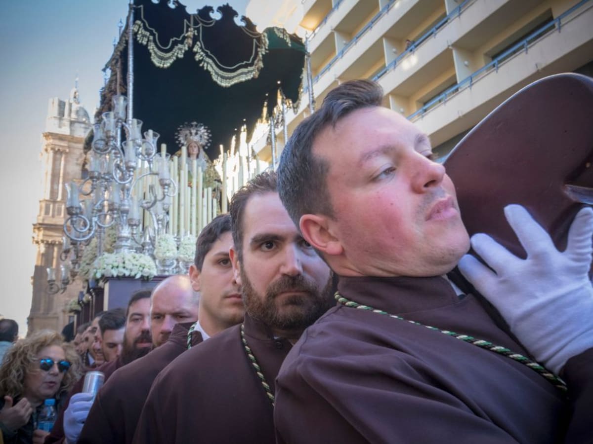 Un centenar de cámaras y drones vigilarán el recorrido oficial de la Semana Santa en Málaga