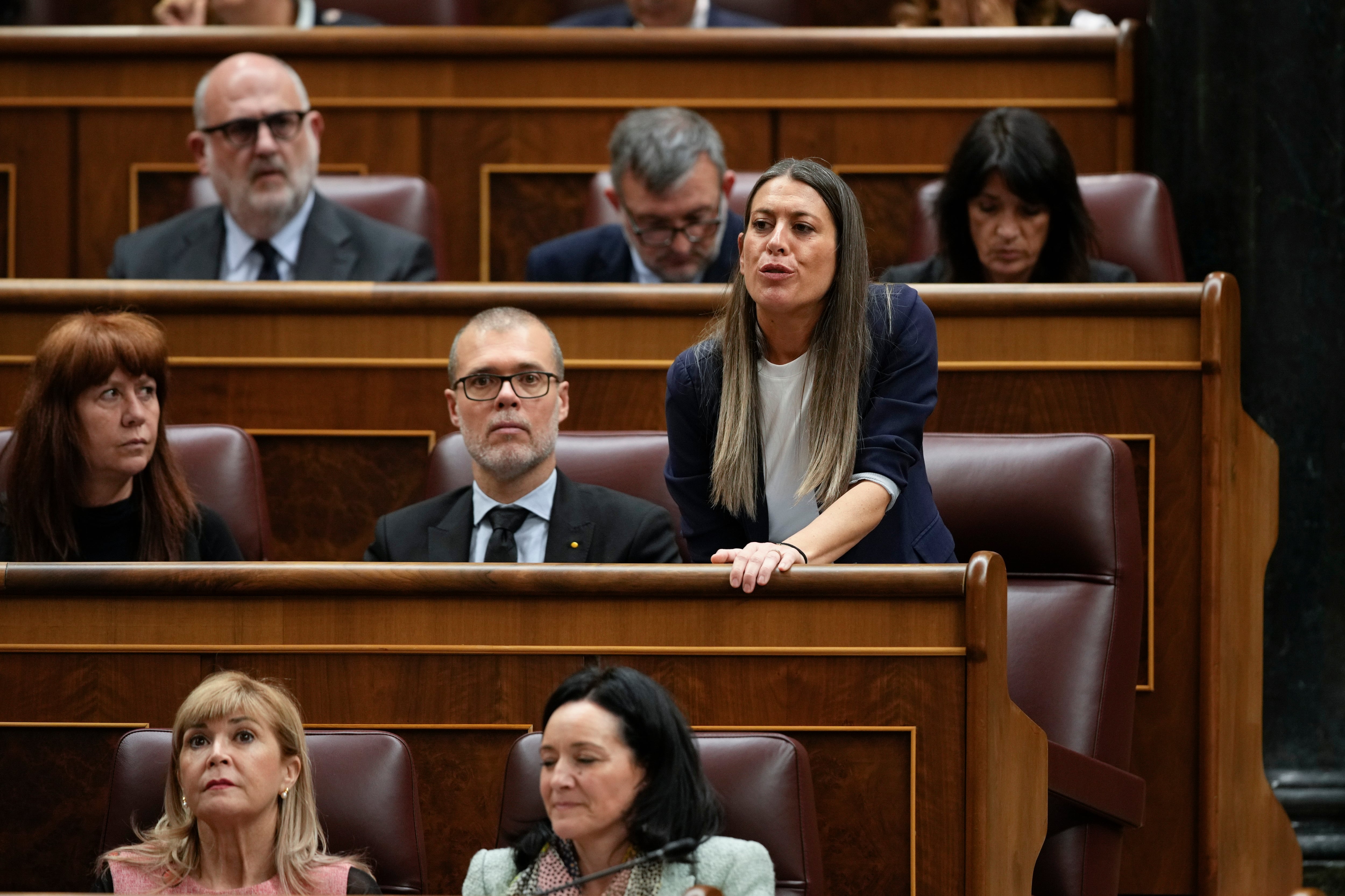 La portavoz de Junts, Miriam Nogueras interviene en el pleno del Congreso de los Diputados.