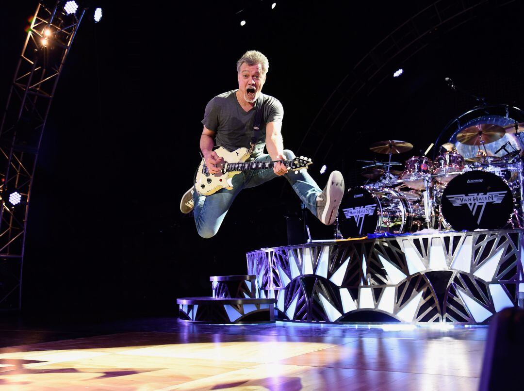 Eddie Van Halen durante un concierto en Nueva York en 2015