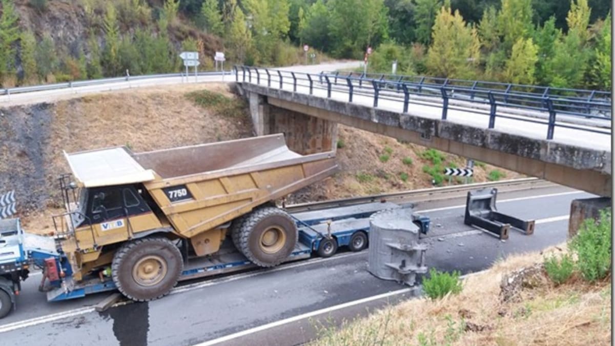 Fomento derribará la próxima semana el puente de La Barosa y lo sustituirá por una pasarela más ancha y alta