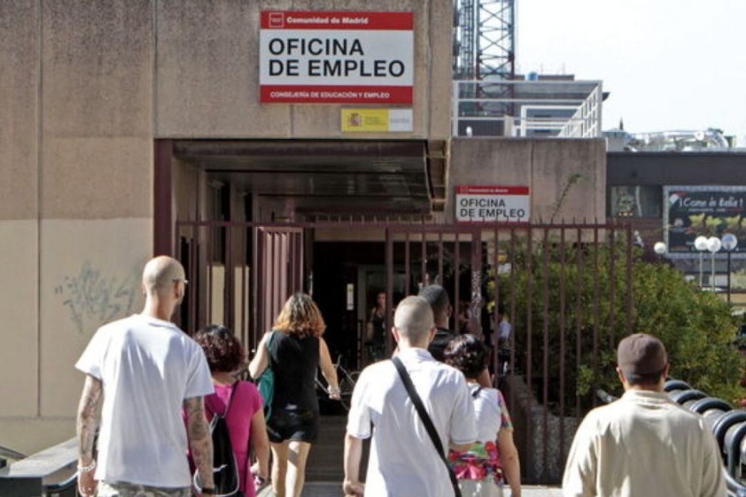 Oficina de empleo en Madrid.