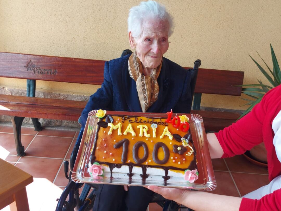 María cumple 100 años