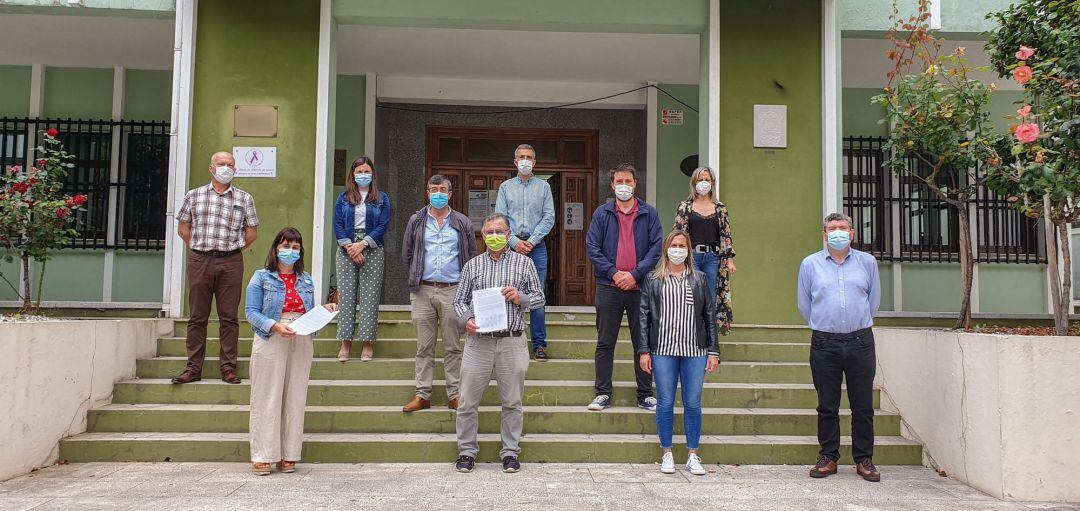 Alcaldes del PSOE y BNG del distrito sanitario de A Mariña. 