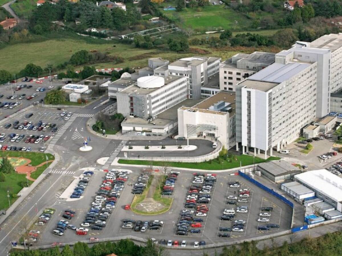 Fallece a los 58 años el jefe de Urología de Cabueñes en plena sesión clínica