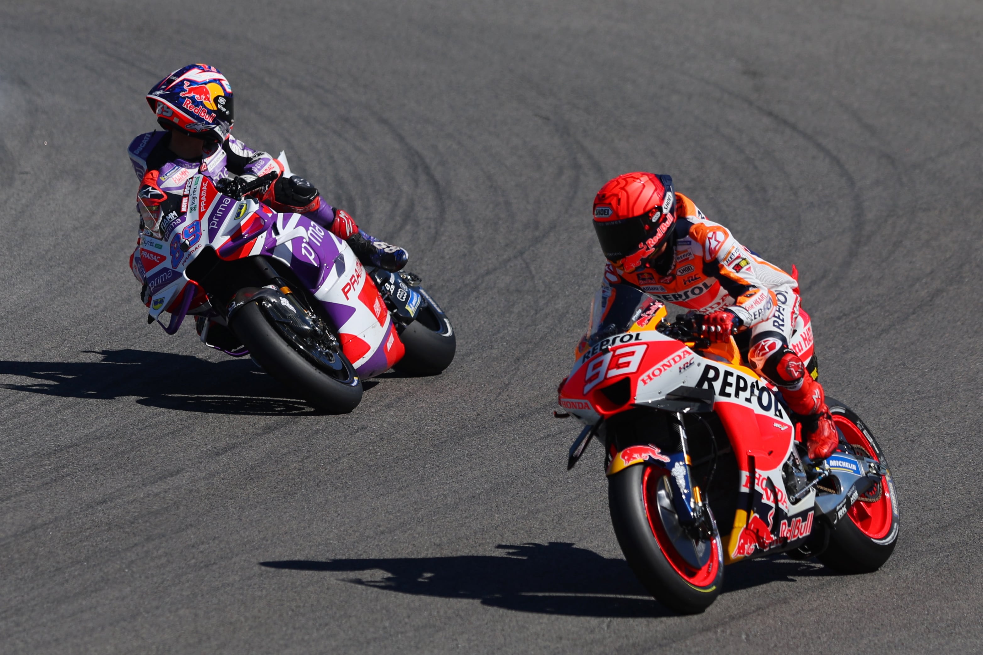 Marc Márqeuz y Jorge Martin, en el GP de Italia. (Motociclismo, Ciclismo) EFE/EPA/NUNO VEIGA