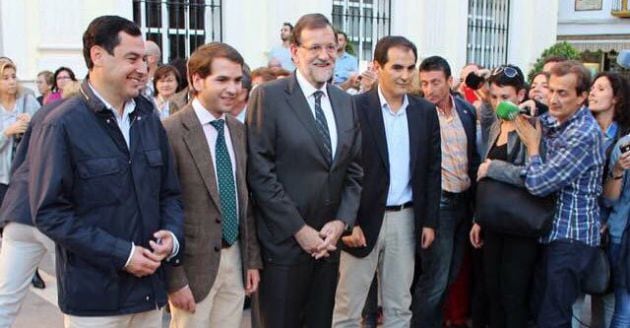 Fernando Priego arropado por Rajoy, Moreno y Nieto, tras su victoria electoral de 2015