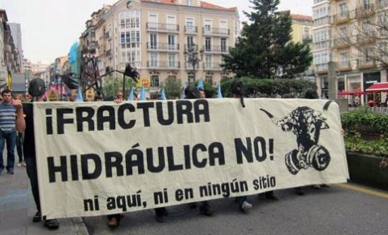 Imagen de una de las manifestaciones contra el facking.