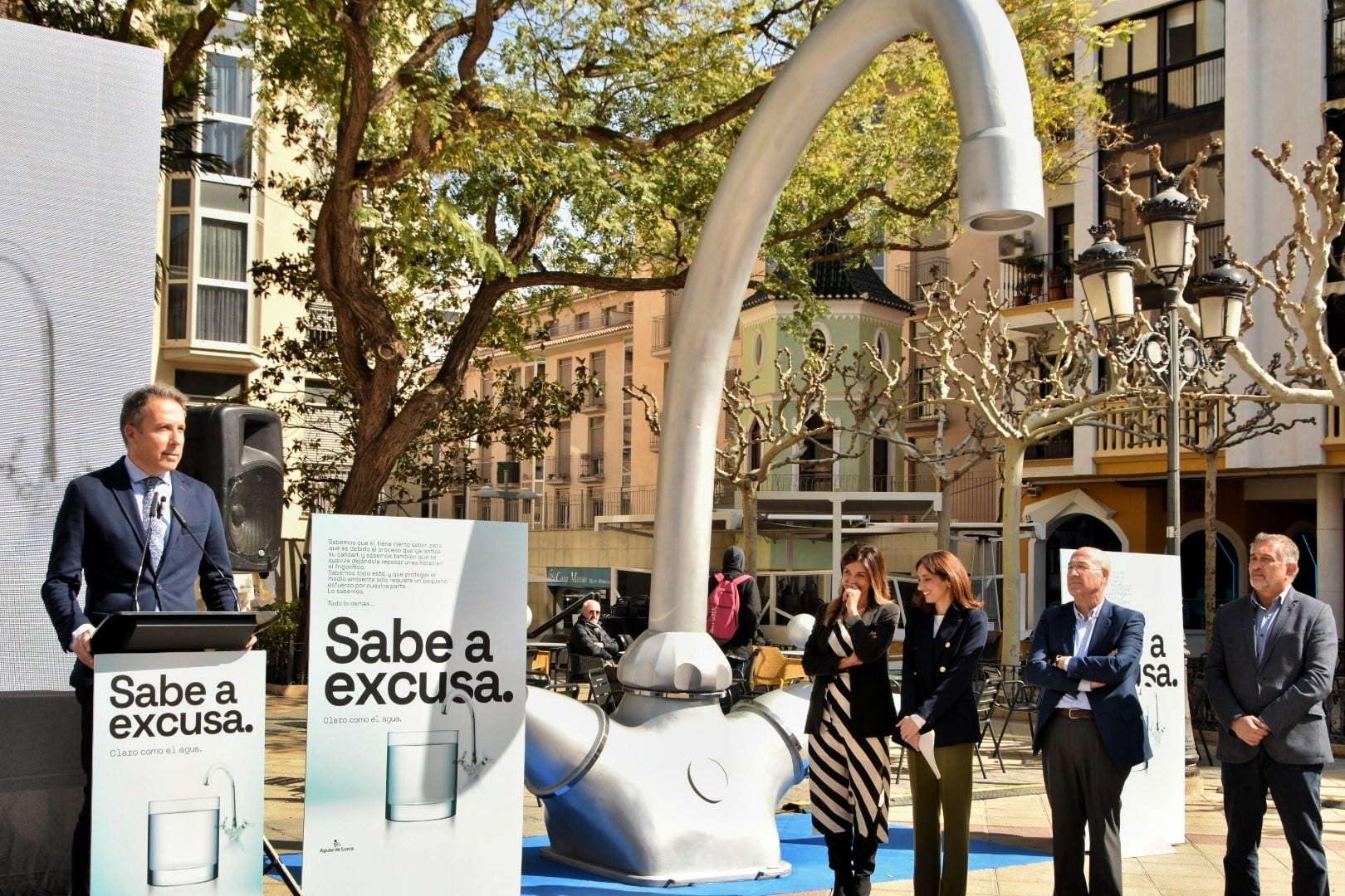 “Sabe a excusa, una campaña puesta en marcha en Lorca para desmontar los mitos de no consumir agua del grifo