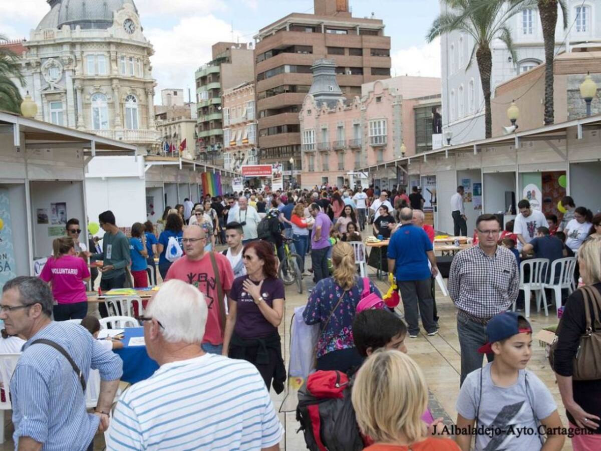 Encuentro de Asociaciones Juveniles y el Mercadillo Artesanal este fin de semana en Cartagena