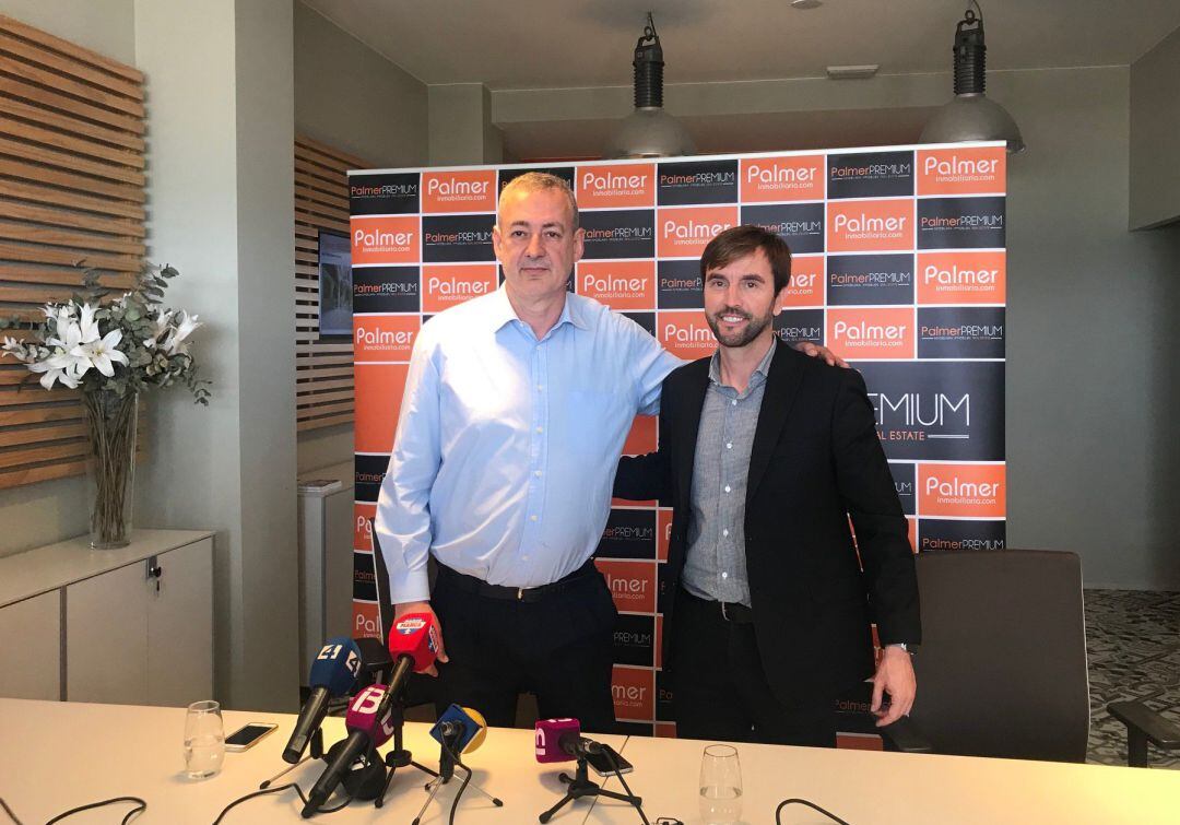 Guillem Boscana presidente del Bahía San Agustin y Vicenç Palmer, director general Inmobiliaria Palmer.