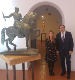 Alfonso Polanco y Carmen Fernández en la exposición