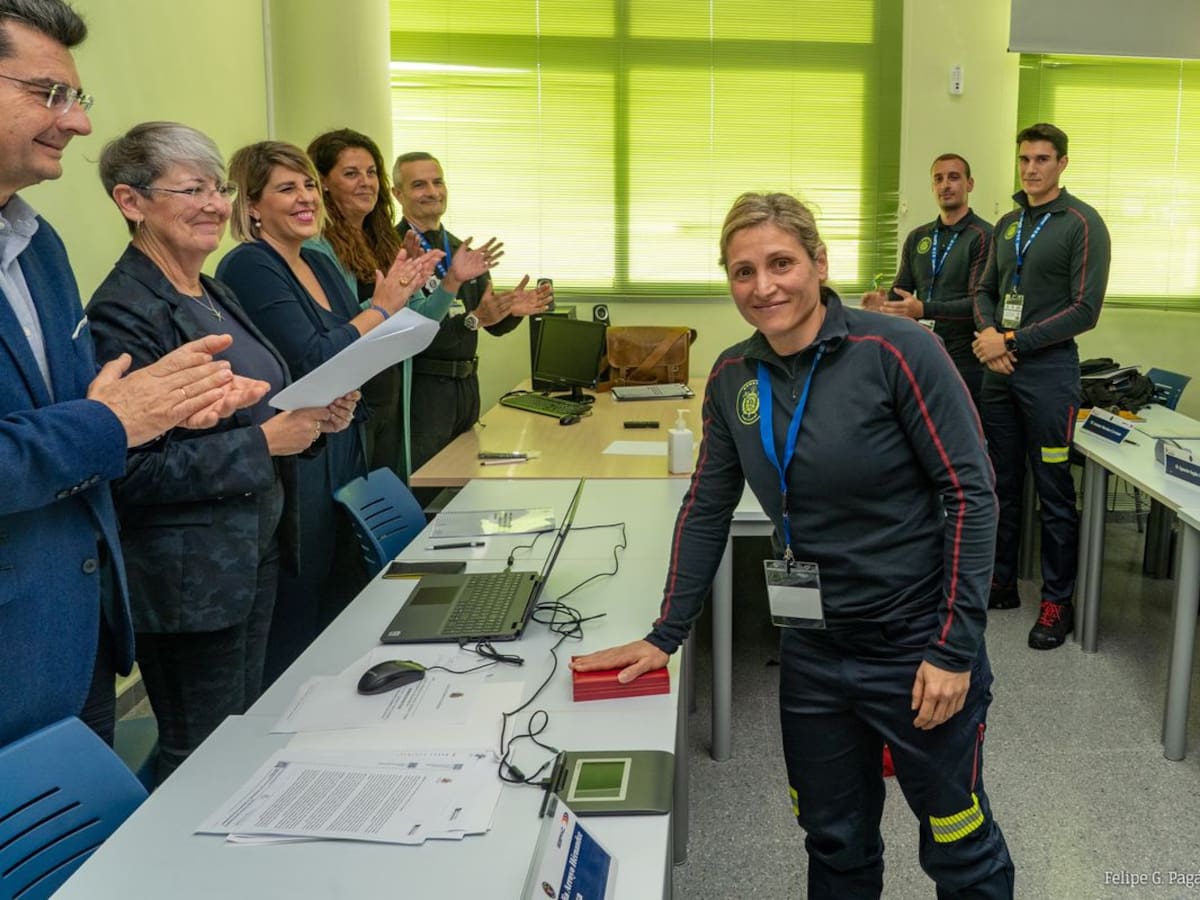 El cuerpo de Bomberos de Cartagena incorpora a su primera mujer y suma 27 efectivos